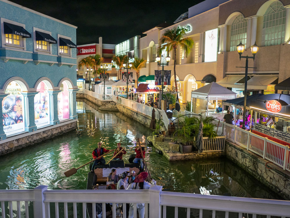 Cancun-Tourism---Lost-in-the-Trip