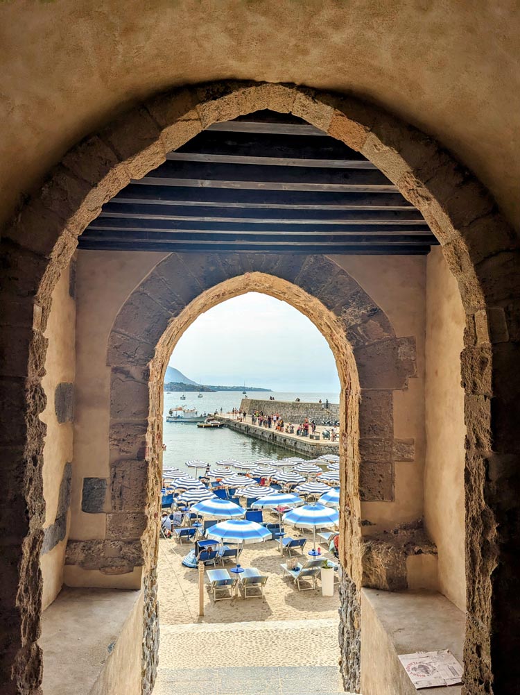 Cefalu Arch - Tourist Shot