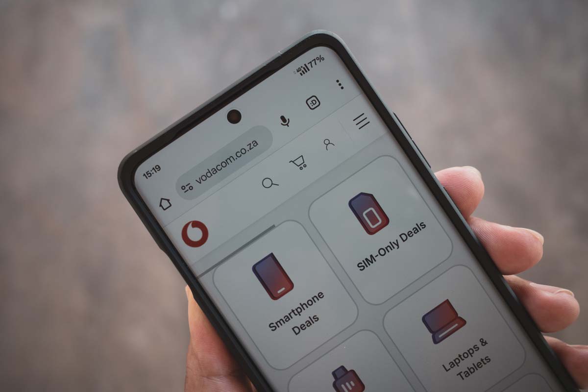 Avoid the Tourist Trap: The Best Way to Get a SIM Card in South Africa